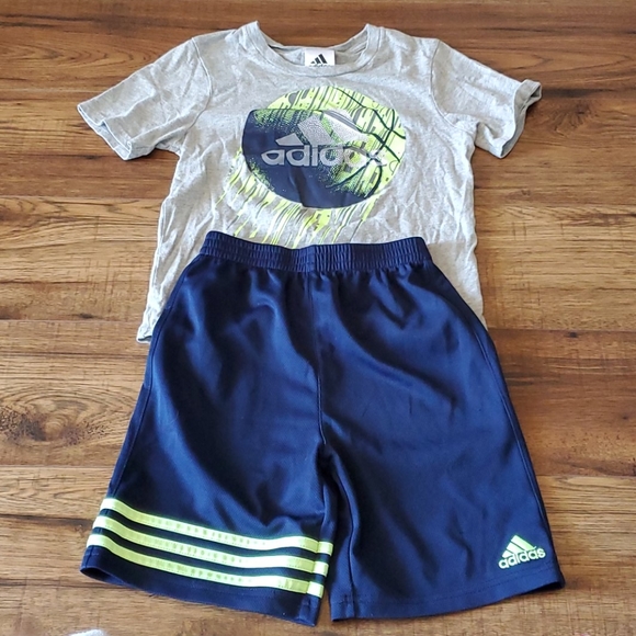 adidas sweatshirt shorts
